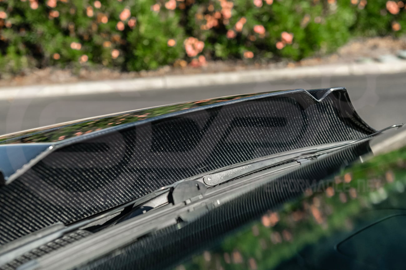 2004-2006 PONTIAC GTO | ZR1 STYLE CARBON FIBER FRONT VENTED COWL HOOD